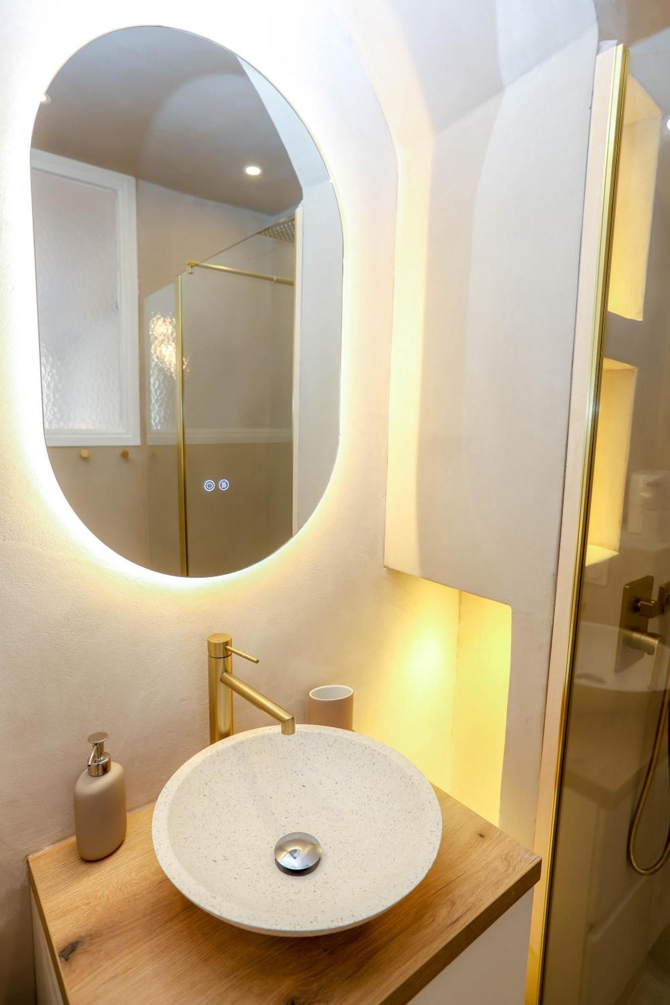 Carre D'or Proche Negresco Nizza